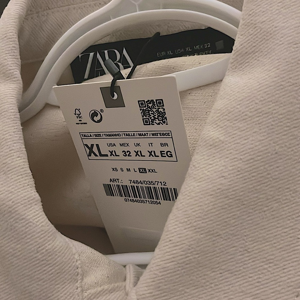 π Zara Rhinestone Pocket Cropped Jacket - Picture 10 of 10